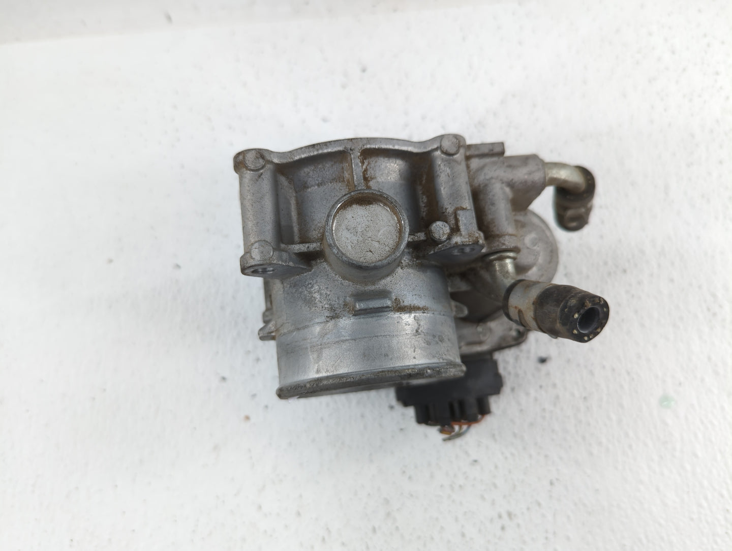 2013 Mitsubishi Outlander Throttle Body P/N:4909 0888 2731 0088 Fits OEM Used Auto Parts - Oemusedautoparts1.com