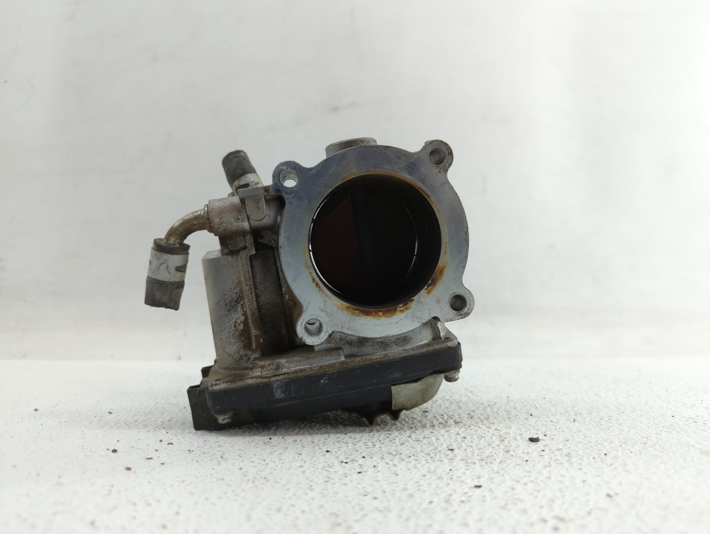 2013 Mitsubishi Outlander Throttle Body P/N:4909 0888 2731 0088 Fits OEM Used Auto Parts - Oemusedautoparts1.com