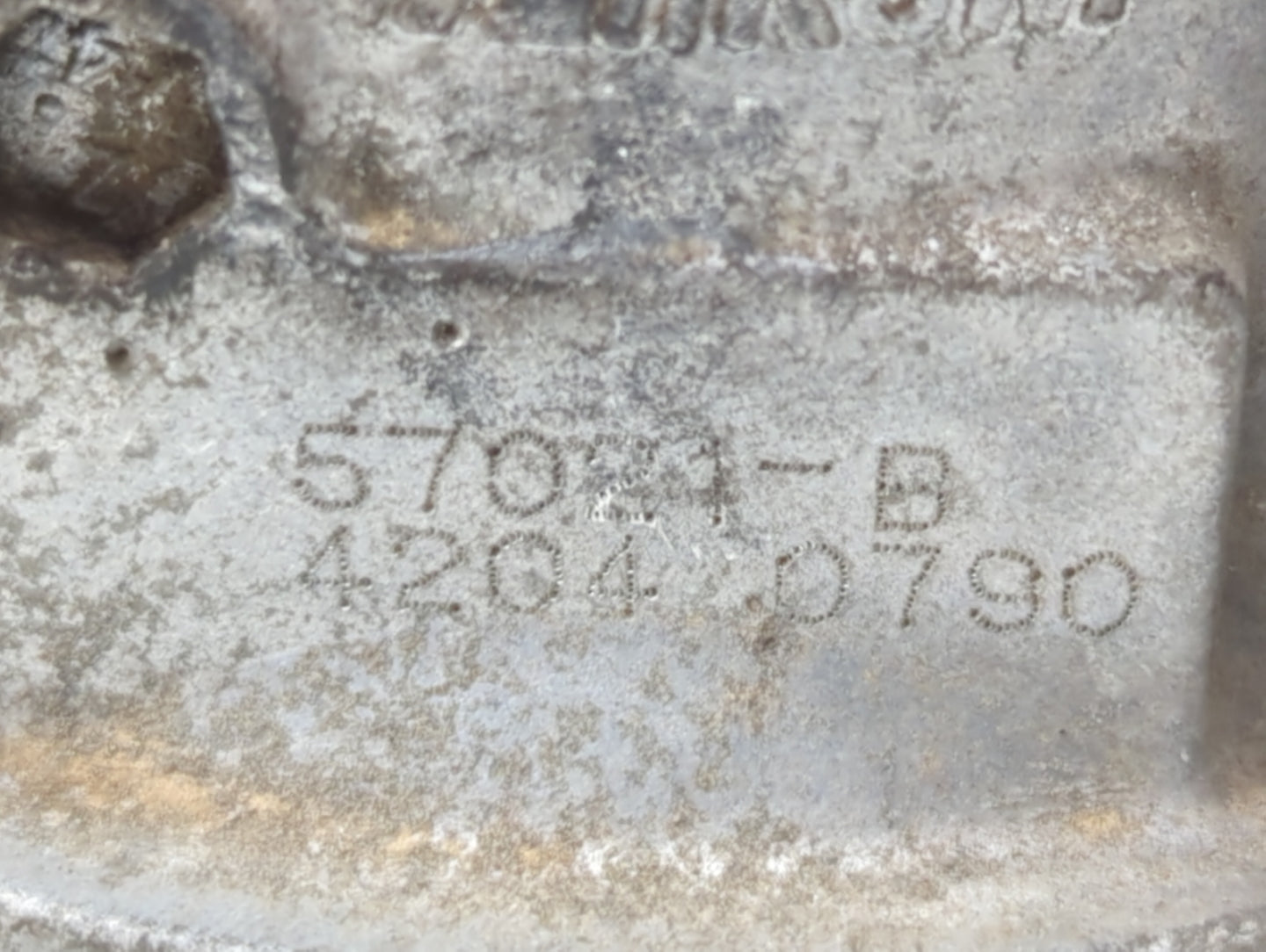 2013 Mitsubishi Outlander Throttle Body P/N:4909 0888 2731 0088 Fits OEM Used Auto Parts - Oemusedautoparts1.com