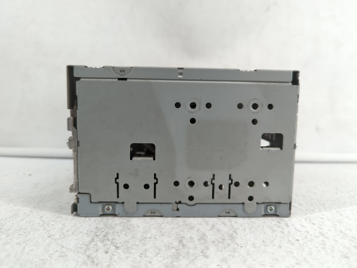 2008-2008 Mitsubishi Outlander Am Fm Cd Player Radio Receiver - Oemusedautoparts1.com