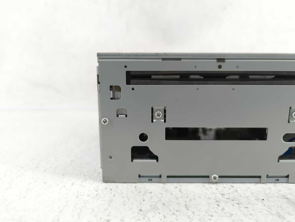 2008-2008 Mitsubishi Outlander Am Fm Cd Player Radio Receiver 380505 - Oemusedautoparts1.com