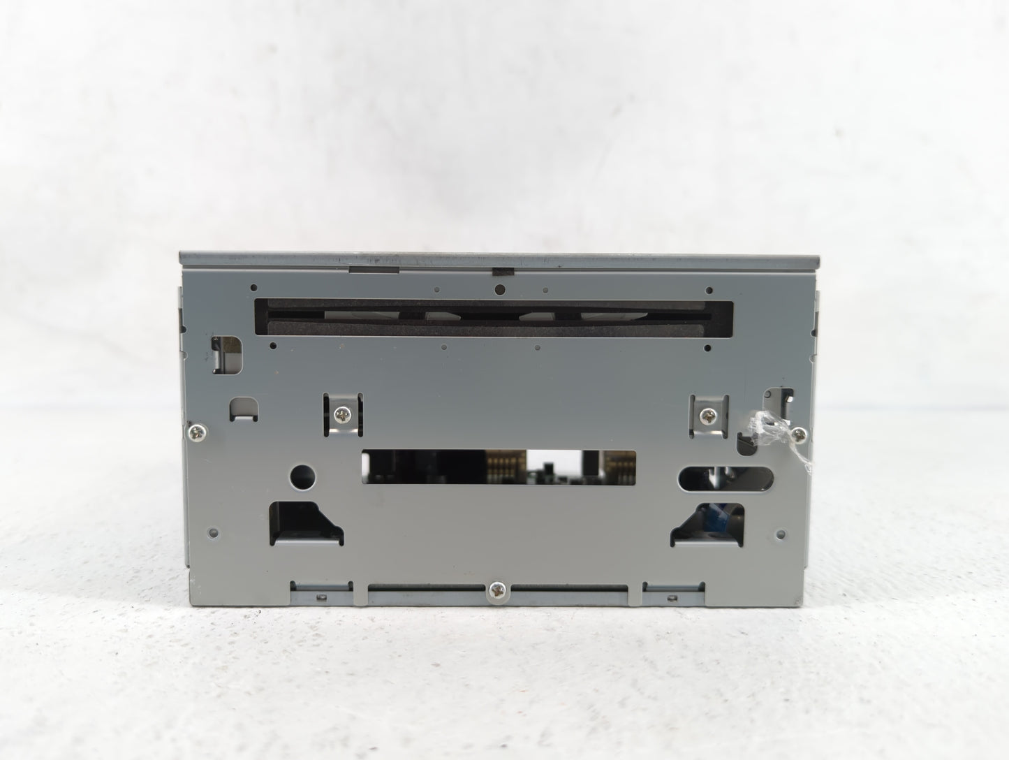 2008-2008 Mitsubishi Outlander Am Fm Cd Player Radio Receiver - Oemusedautoparts1.com