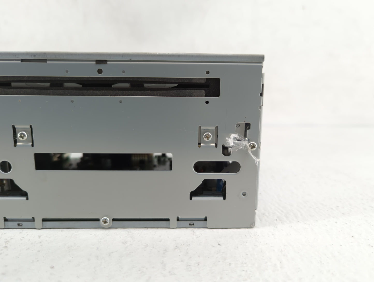 2008-2008 Mitsubishi Outlander Am Fm Cd Player Radio Receiver - Oemusedautoparts1.com