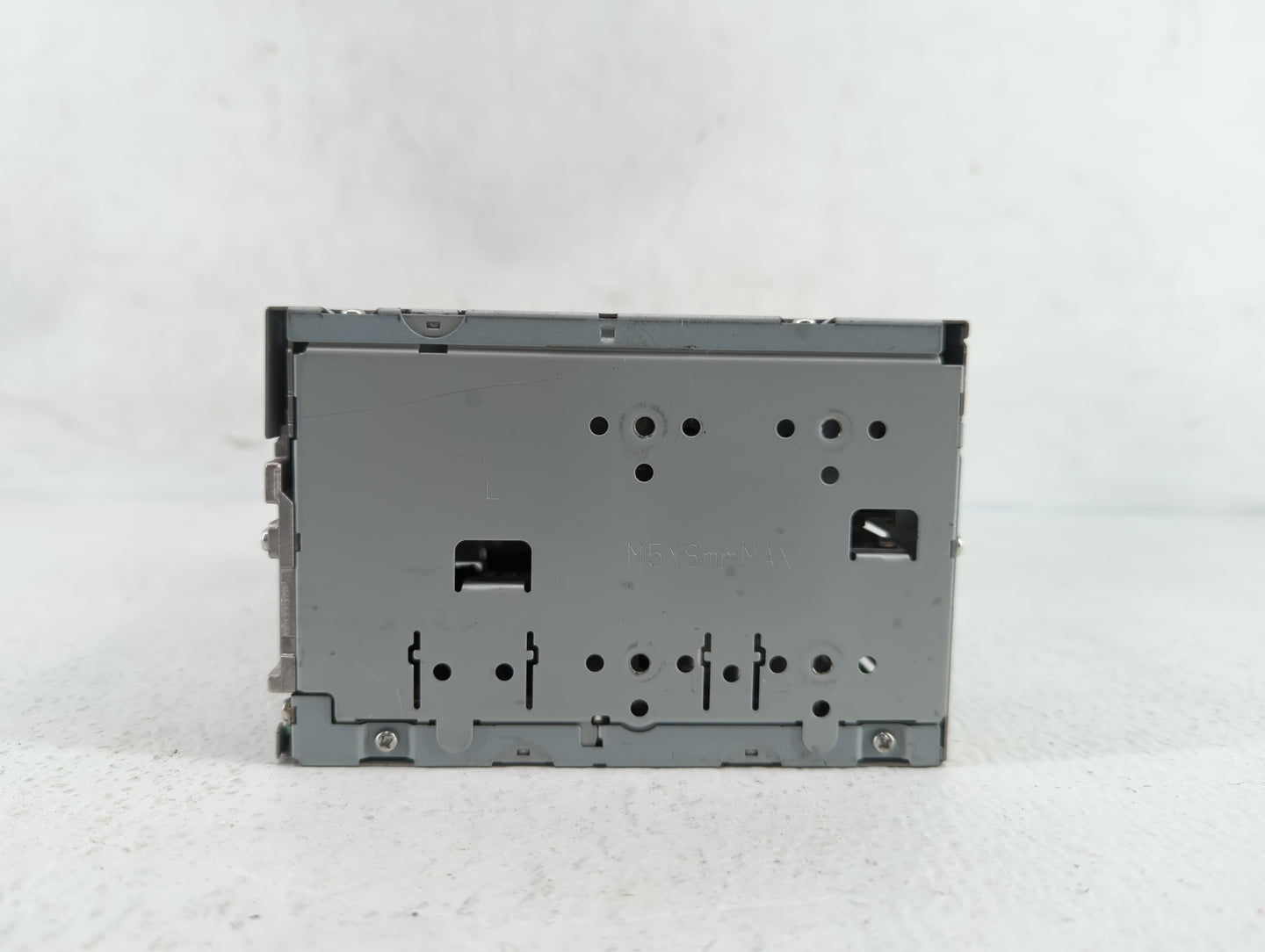 2008-2008 Mitsubishi Outlander Am Fm Cd Player Radio Receiver - Oemusedautoparts1.com