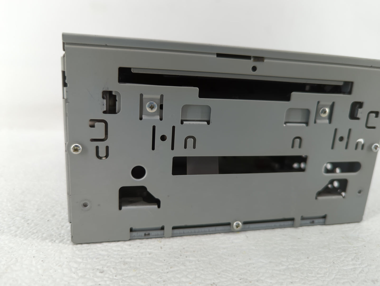 2008-2013 Mitsubishi Outlander Am Fm Cd Player Radio Receiver - Oemusedautoparts1.com