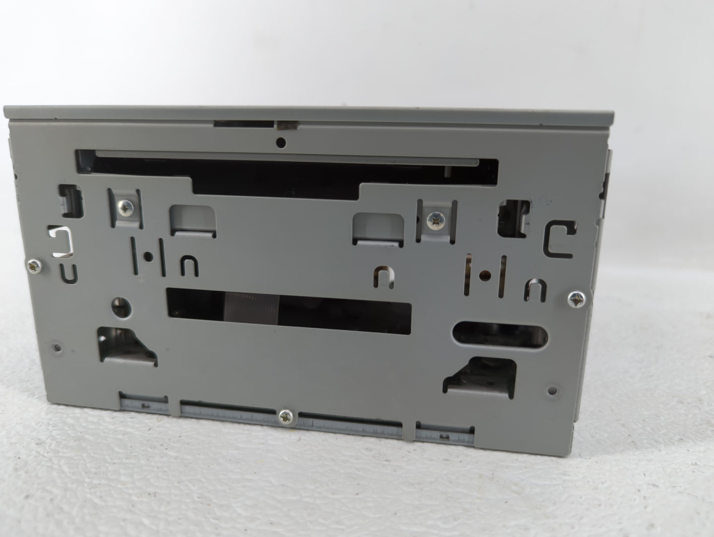 2008-2013 Mitsubishi Outlander Am Fm Cd Player Radio Receiver - Oemusedautoparts1.com