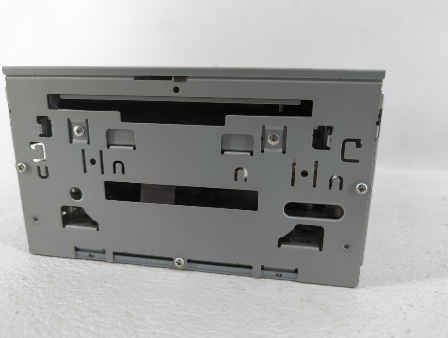 2008-2013 Mitsubishi Outlander Am Fm Cd Player Radio Receiver - Oemusedautoparts1.com