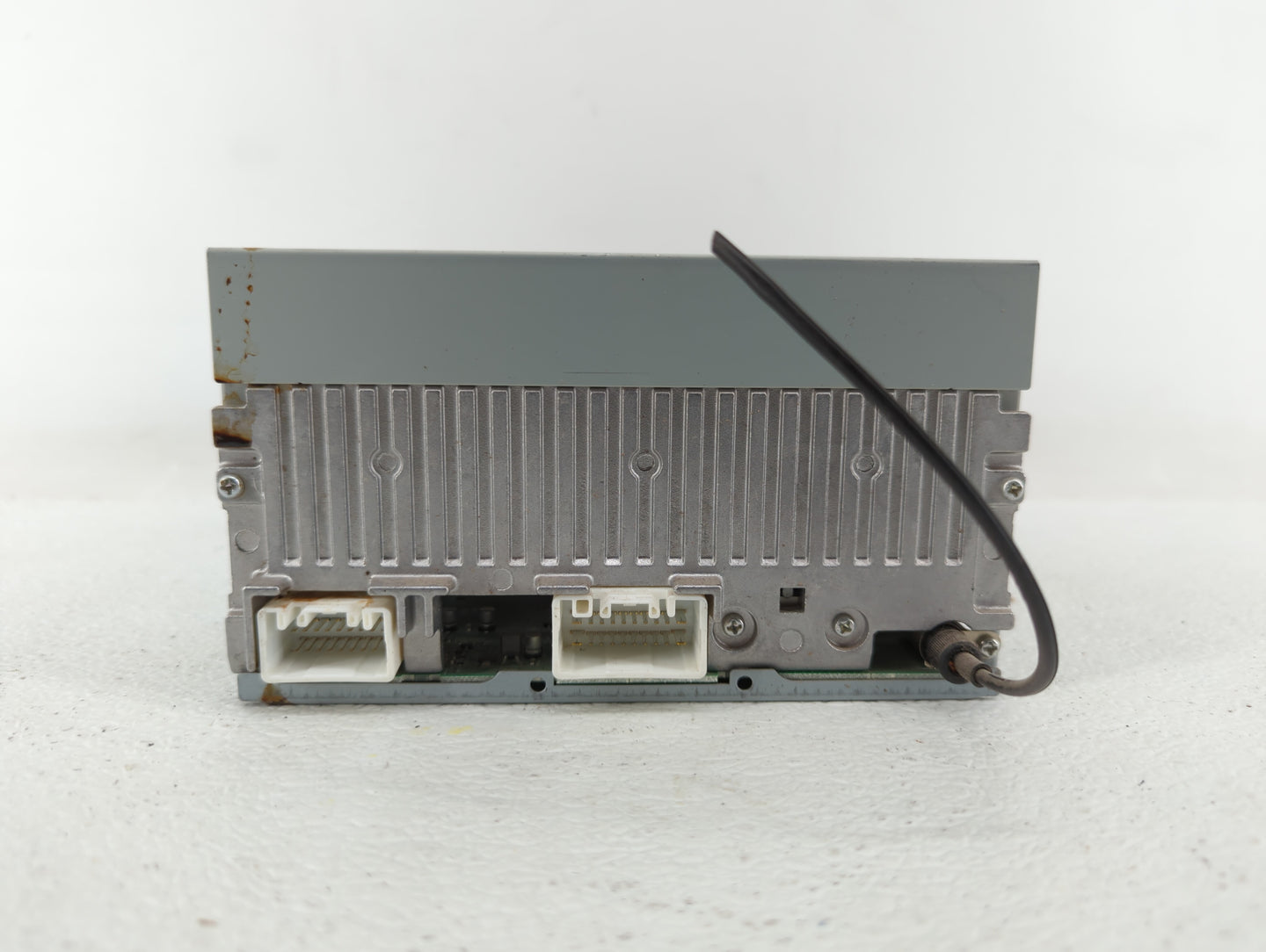 2008-2013 Mitsubishi Outlander Am Fm Cd Player Radio Receiver - Oemusedautoparts1.com