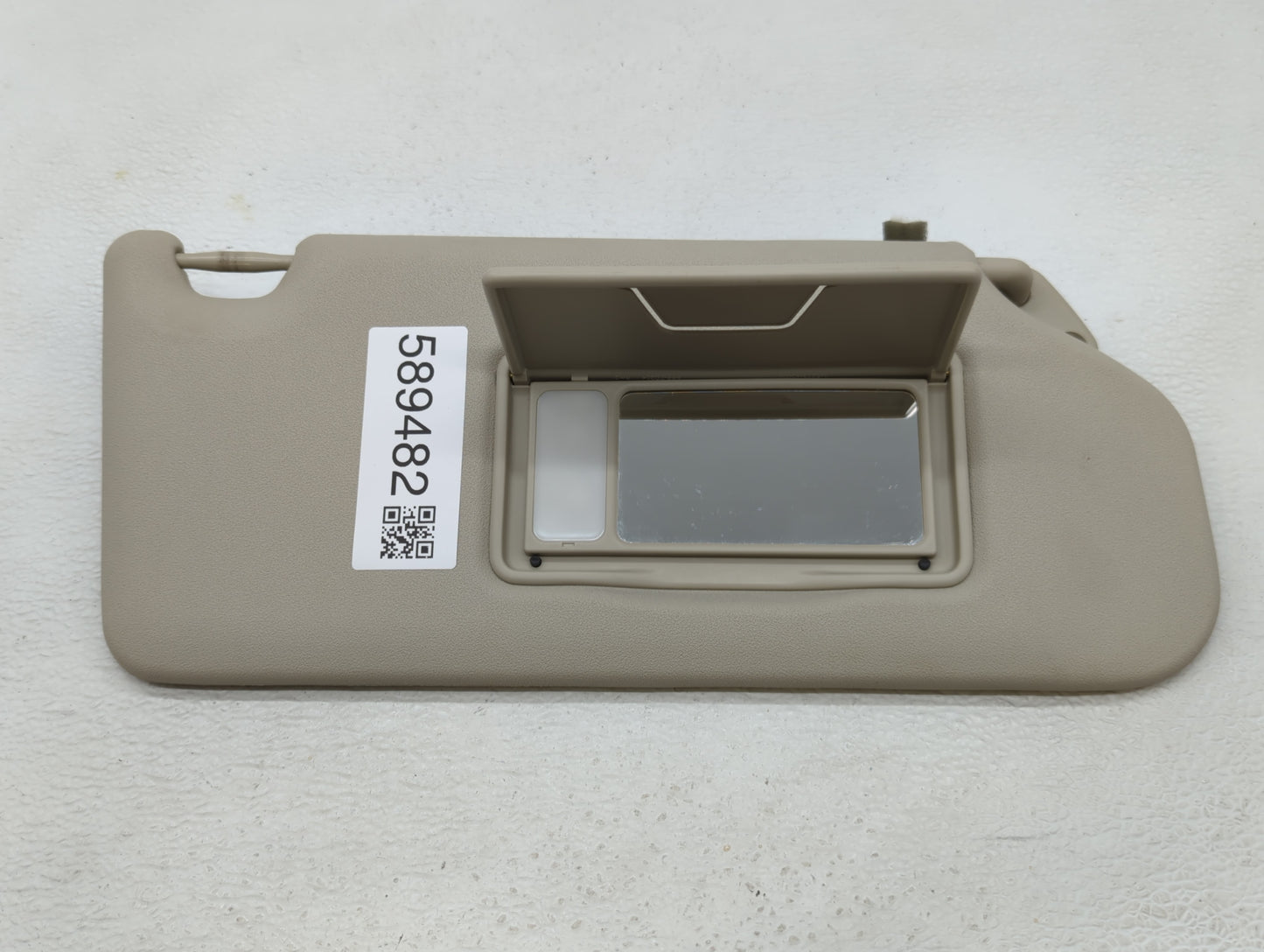 2012-2013 Mitsubishi Outlander Sun Visor Shade Replacement Passenger Right Mirror Fits Fits 2012 2013 OEM Used Auto Parts - 