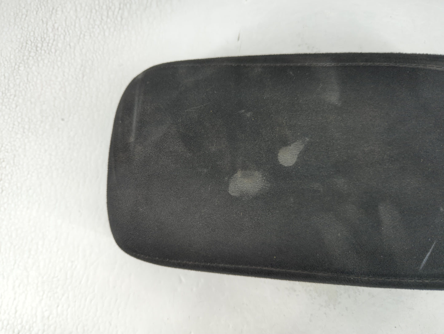 2013 Mitsubishi Outlander Center Console Armrest Cover Lid Fits OEM Used Auto Parts - Oemusedautoparts1.com