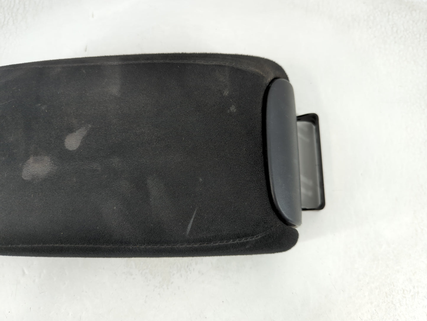 2013 Mitsubishi Outlander Center Console Armrest Cover Lid Fits OEM Used Auto Parts - Oemusedautoparts1.com