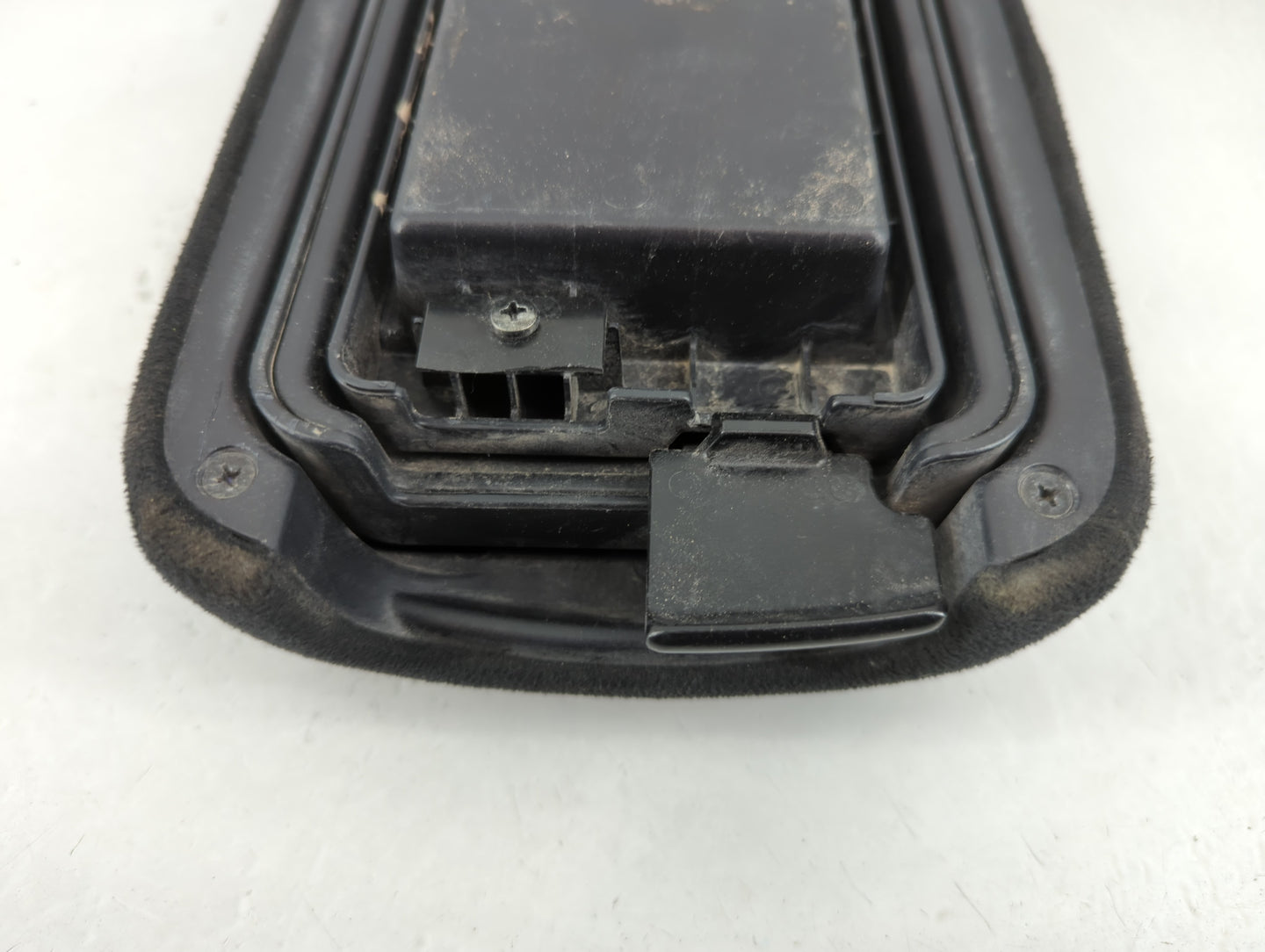 2013 Mitsubishi Outlander Center Console Armrest Cover Lid Fits OEM Used Auto Parts - Oemusedautoparts1.com
