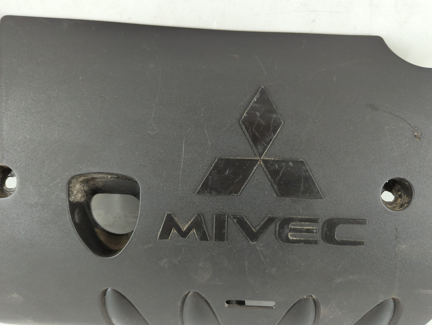 2013 Mitsubishi Outlander Engine Cover - Oemusedautoparts1.com