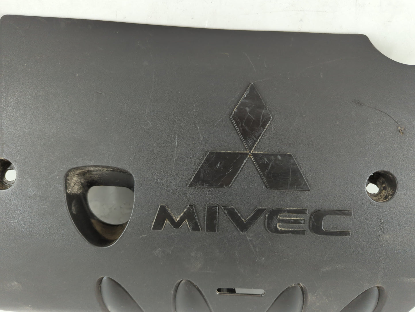 2013 Mitsubishi Outlander Engine Cover - Oemusedautoparts1.com