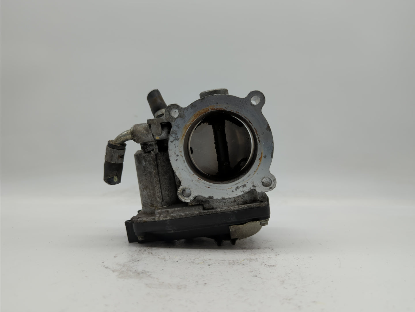 2013 Mitsubishi Outlander Sport Throttle Body P/N:4909 0888 2731 0088 Fits OEM Used Auto Parts - Oemusedautoparts1.com