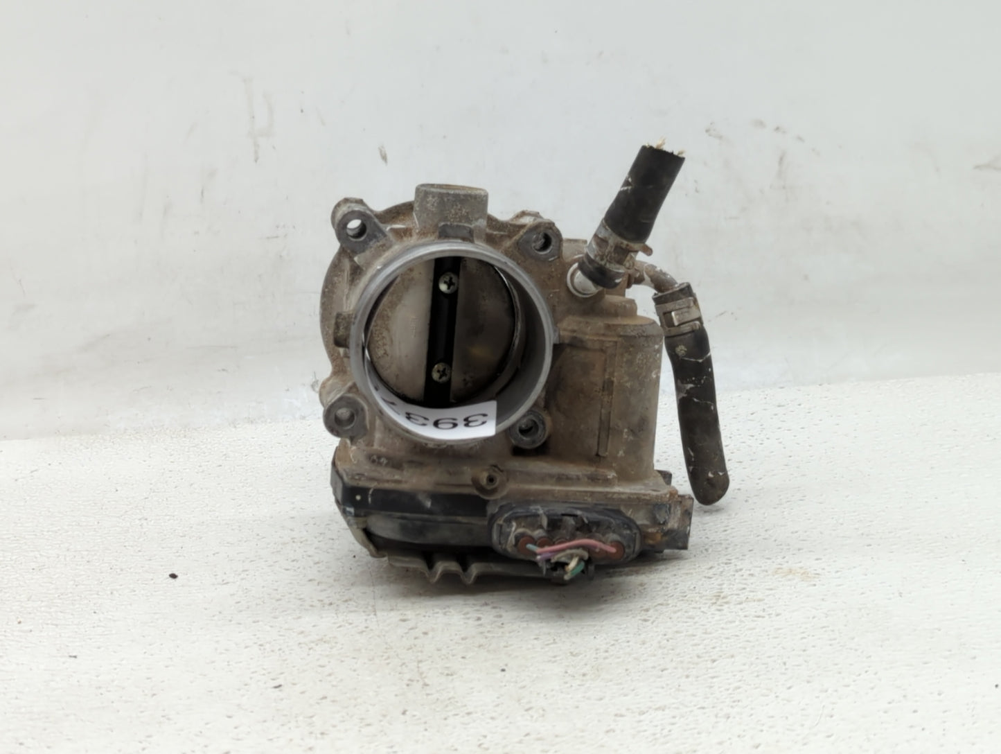 2013 Mitsubishi Outlander Sport Throttle Body P/N:57021 B Fits OEM Used Auto Parts - Oemusedautoparts1.com