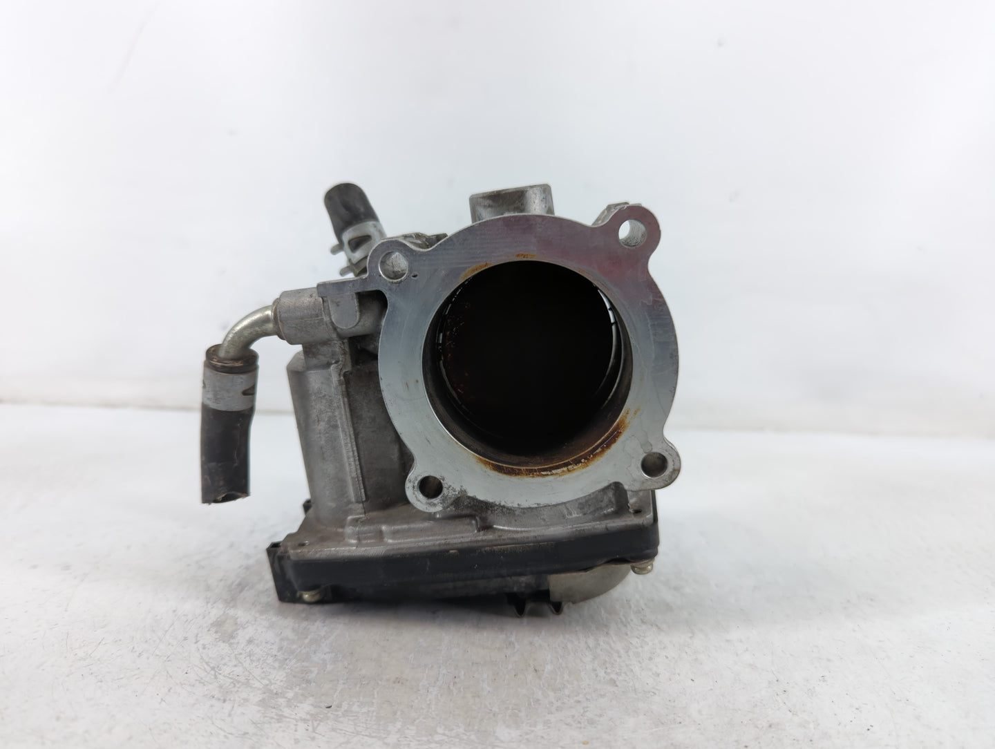 2013-2017 Mitsubishi Outlander Sport Throttle Body P/N:2X25 1086 57021-B Fits Fits 2013 2014 2015 2016 2017 OEM Used Auto Pa