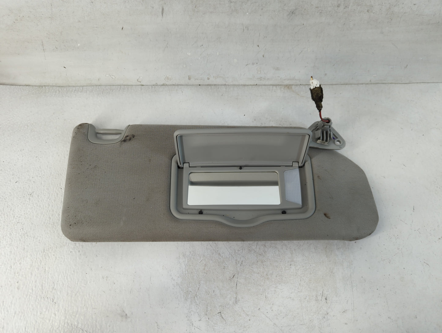 2013-2015 Mitsubishi Outlander Sport Sun Visor Shade Replacement Passenger Right Mirror Fits Fits 2013 2014 2015 OEM Used Au