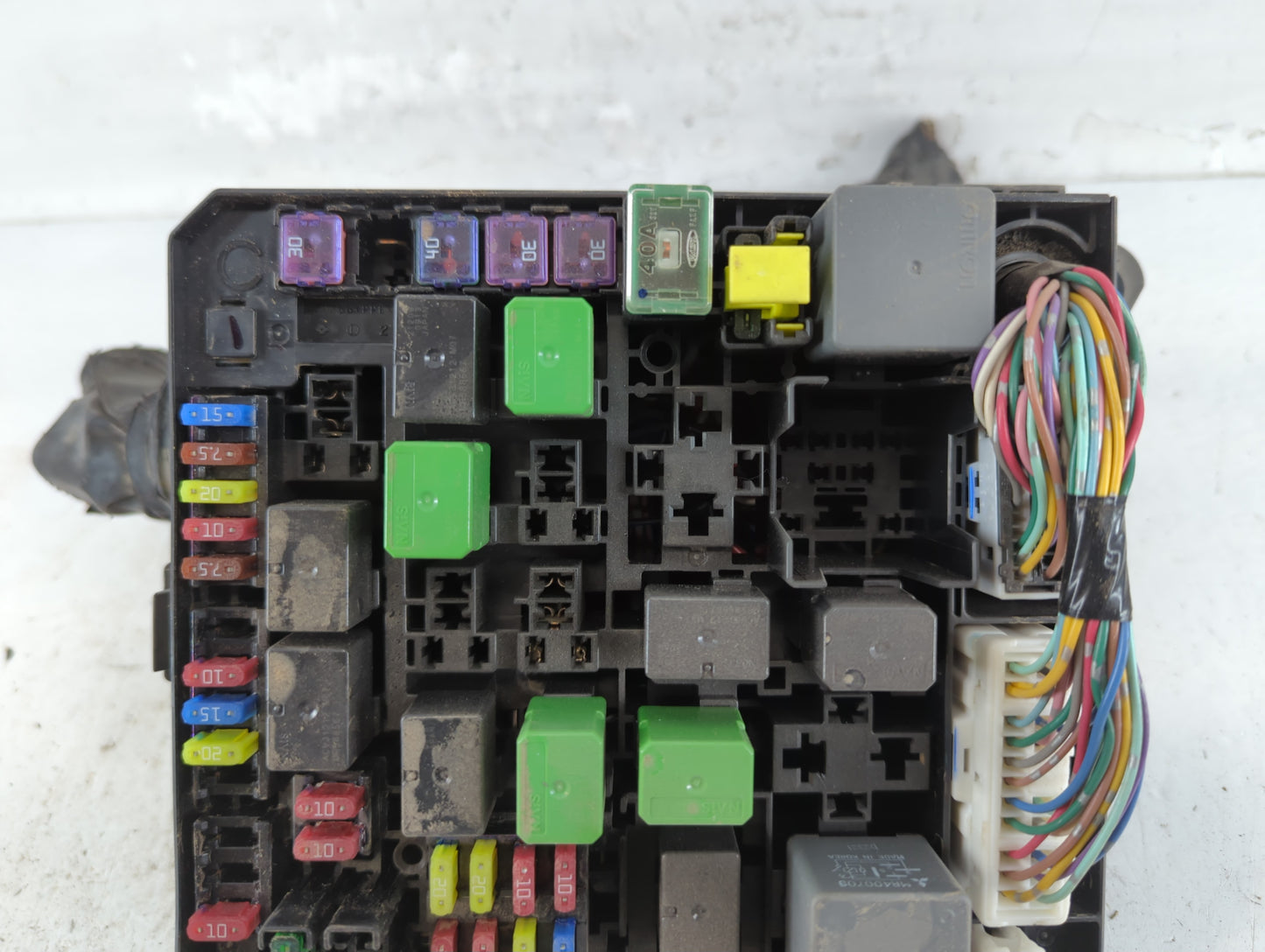 2012-2017 Mitsubishi Outlander Sport Fusebox Fuse Box Panel Relay Module P/N:8565A268 Fits Fits 2012 2013 2014 2015 2016 201