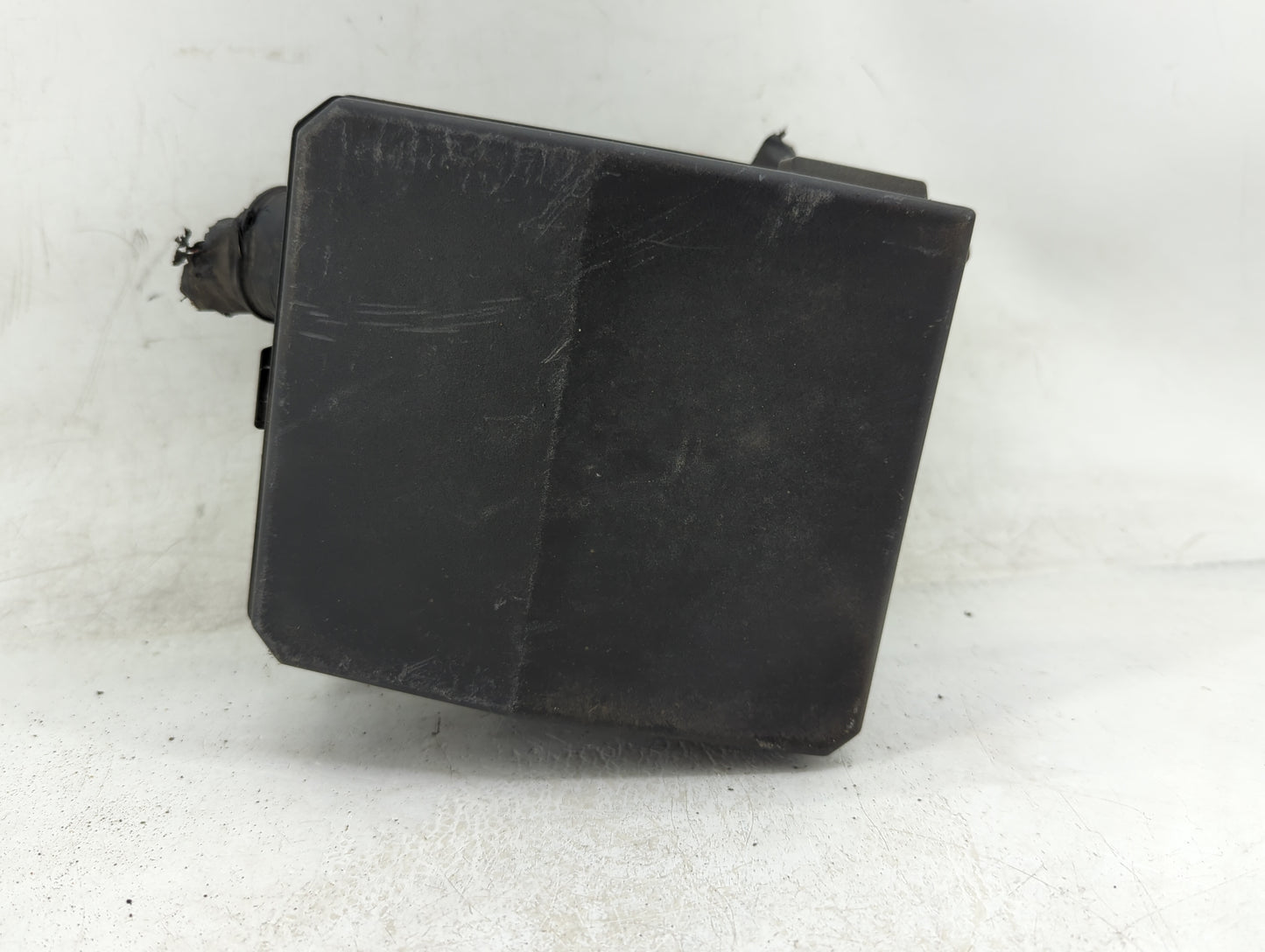 2012-2017 Mitsubishi Rvr Fusebox Fuse Box Panel Relay Module P/N:8565A268 Fits Fits 2012 2013 2014 2015 2016 2017 OEM Used A
