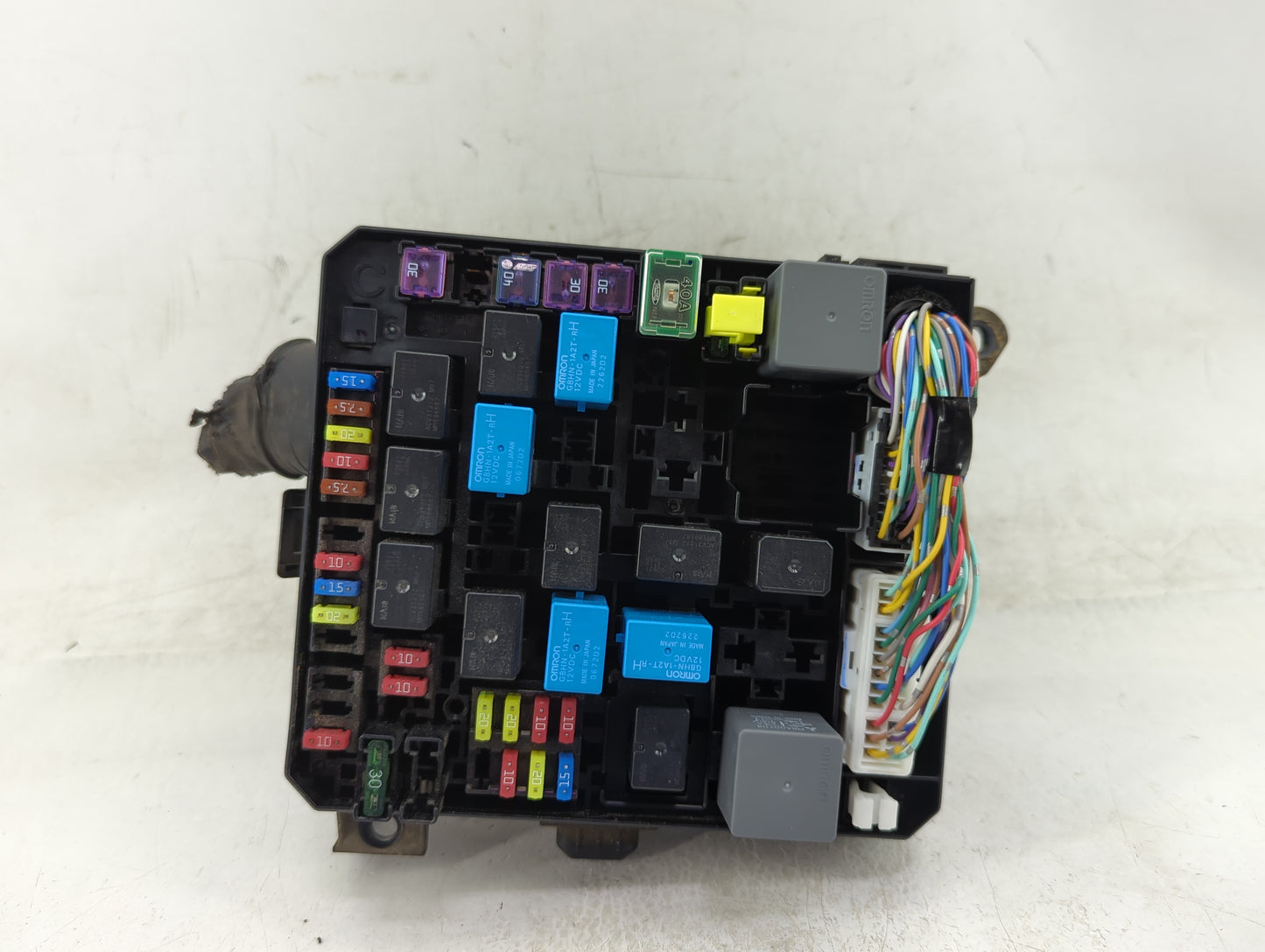 2012-2017 Mitsubishi Rvr Fusebox Fuse Box Panel Relay Module P/N:8565A268 Fits Fits 2012 2013 2014 2015 2016 2017 OEM Used A