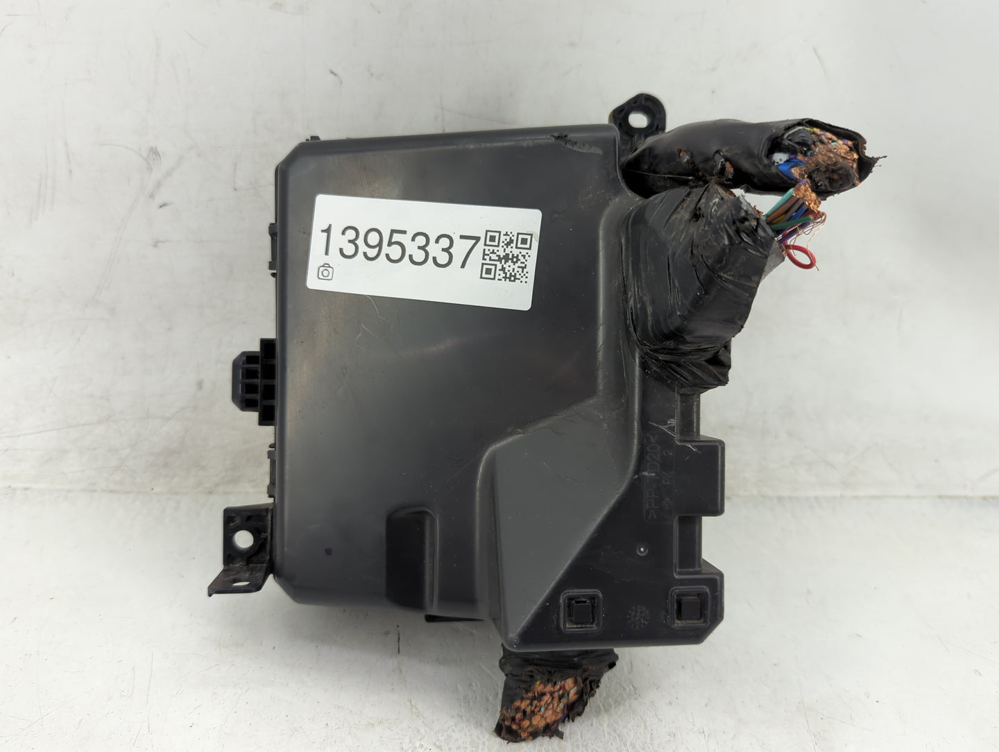 2012-2017 Mitsubishi Rvr Fusebox Fuse Box Panel Relay Module P/N:8565A268 Fits Fits 2012 2013 2014 2015 2016 2017 OEM Used A