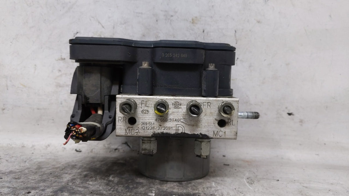 2013-2015 Nissan Altima Anti-Lock Brake ABS Pump Module Actuator OEM P/N:47660 3TA0C Fits Fits 2013 2014 2015 OEM Used Auto 