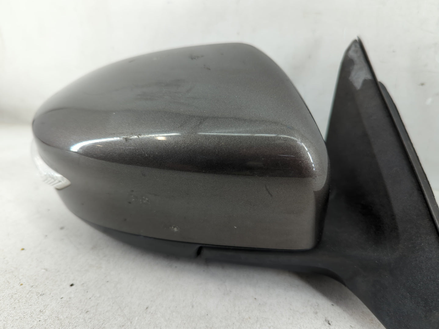 2013-2018 Nissan Altima Passenger Side View Mirror - Right Door Mirror OEM Used - Oemusedautoparts1.com