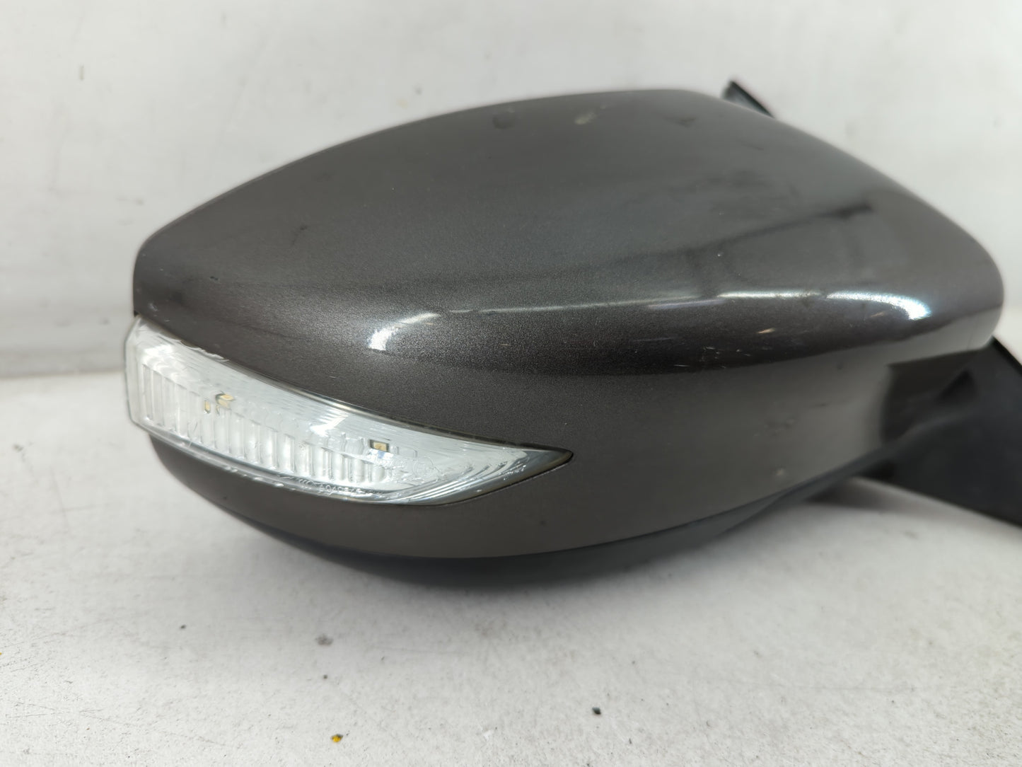2013-2018 Nissan Altima Passenger Side View Mirror - Right Door Mirror OEM Used - Oemusedautoparts1.com