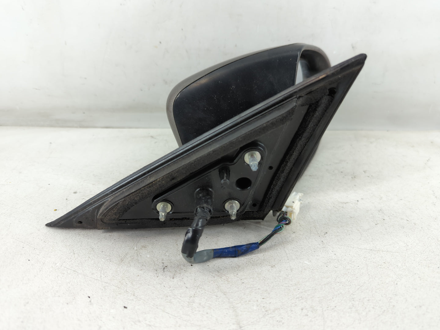 2013-2018 Nissan Altima Passenger Side View Mirror - Right Door Mirror OEM Used - Oemusedautoparts1.com