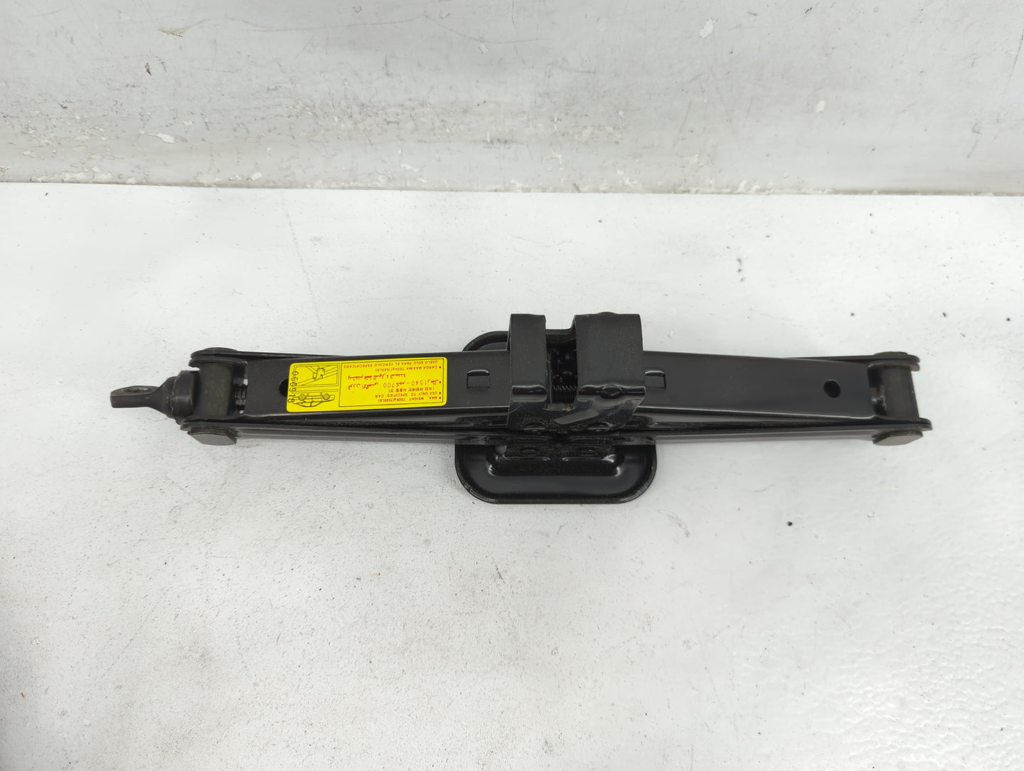 2013 Nissan Altima Spare Scissor Car Jack - Oemusedautoparts1.com