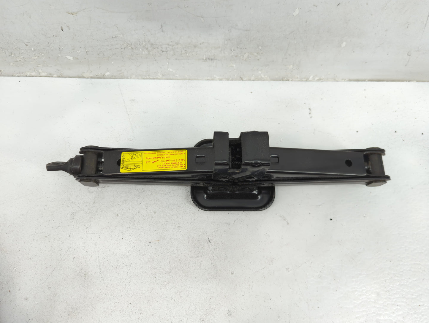 2013 Nissan Altima Spare Scissor Car Jack - Oemusedautoparts1.com