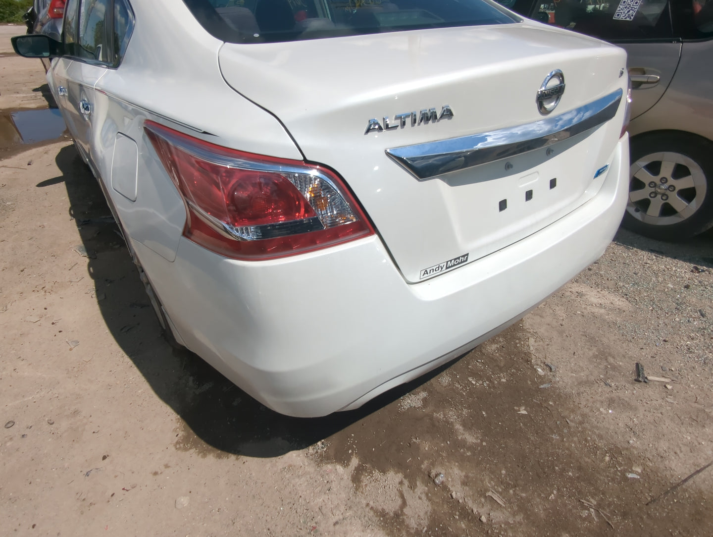 2013-2015 Nissan Altima Rear Bumper Assembly Oem - Oemusedautoparts1.com