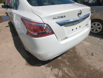 compare product 2013-2015 Nissan Altima Rear Bumper Assembly Oem
