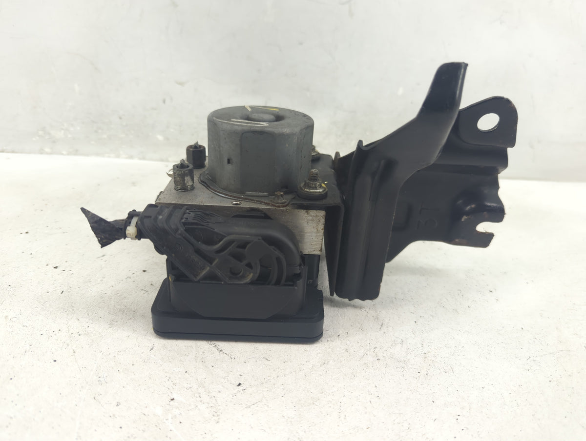 2013-2015 Nissan Altima Anti-Lock Brake ABS Pump Module Actuator OEM P/N:47660 3TA0A 269 551 Fits Fits 2013 2014 2015 OEM Us