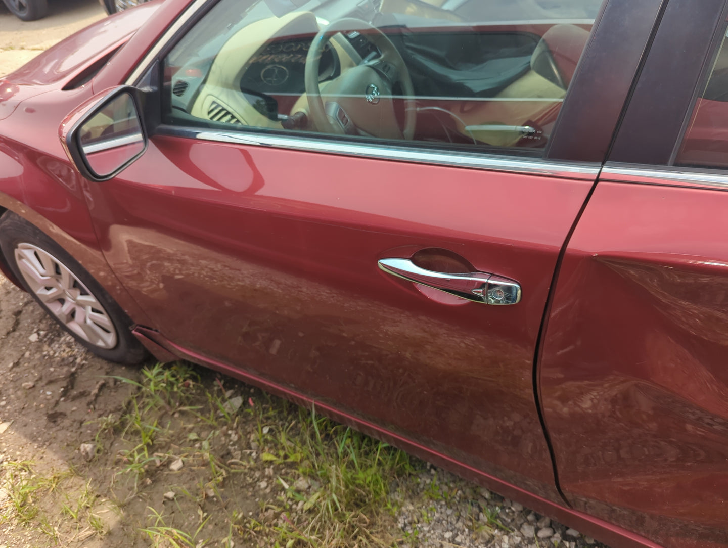2013-2018 Nissan Altima Driver Front Door Oem - Oemusedautoparts1.com