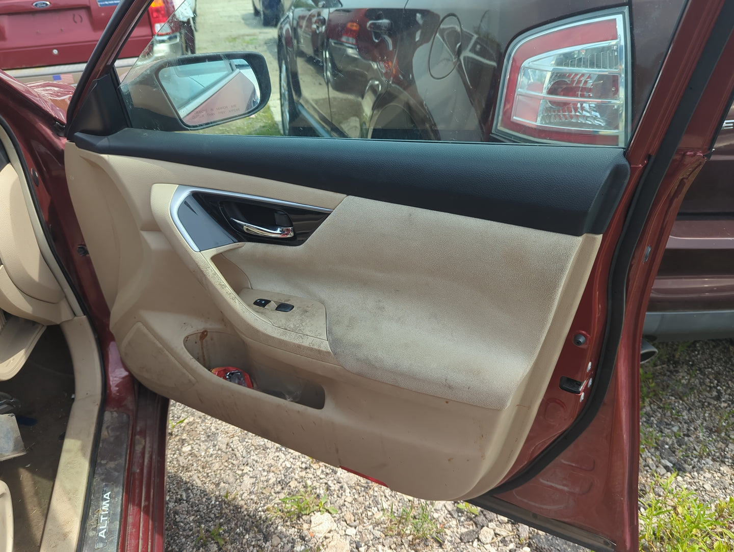 2013 Nissan Altima Front Right Passenger Interior Door Panel Trim - Oemusedautoparts1.com
