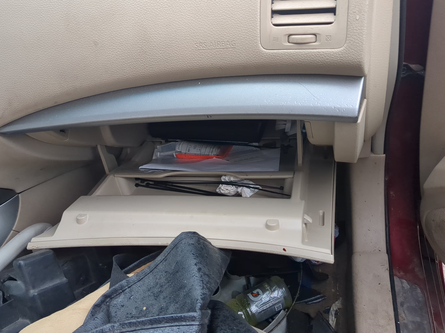 2013 Nissan Altima Passenger Glove Box Door Storage Compartment - Oemusedautoparts1.com