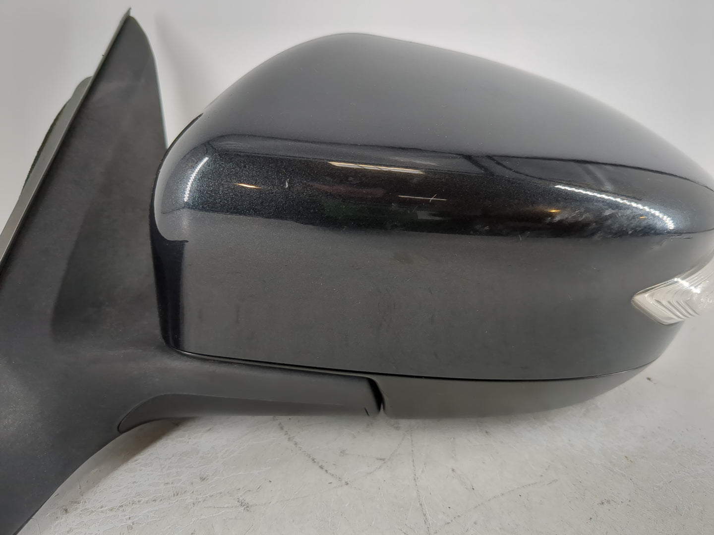 2013-2018 Nissan Altima Driver Side View Mirror - Left Door Mirror OEM Used - Oemusedautoparts1.com