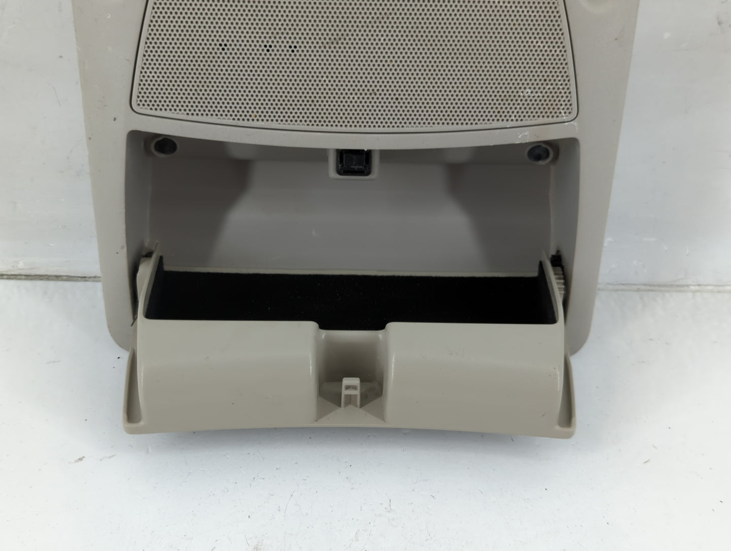 2013 Nissan Altima Overhead Roof Console - Oemusedautoparts1.com