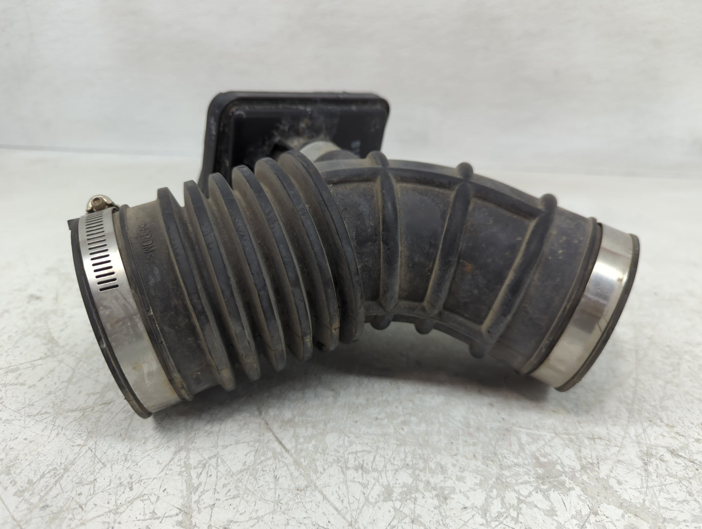 2007-2013 Nissan Altima Air Cleaner Intake-duct Hose Tube - Oemusedautoparts1.com