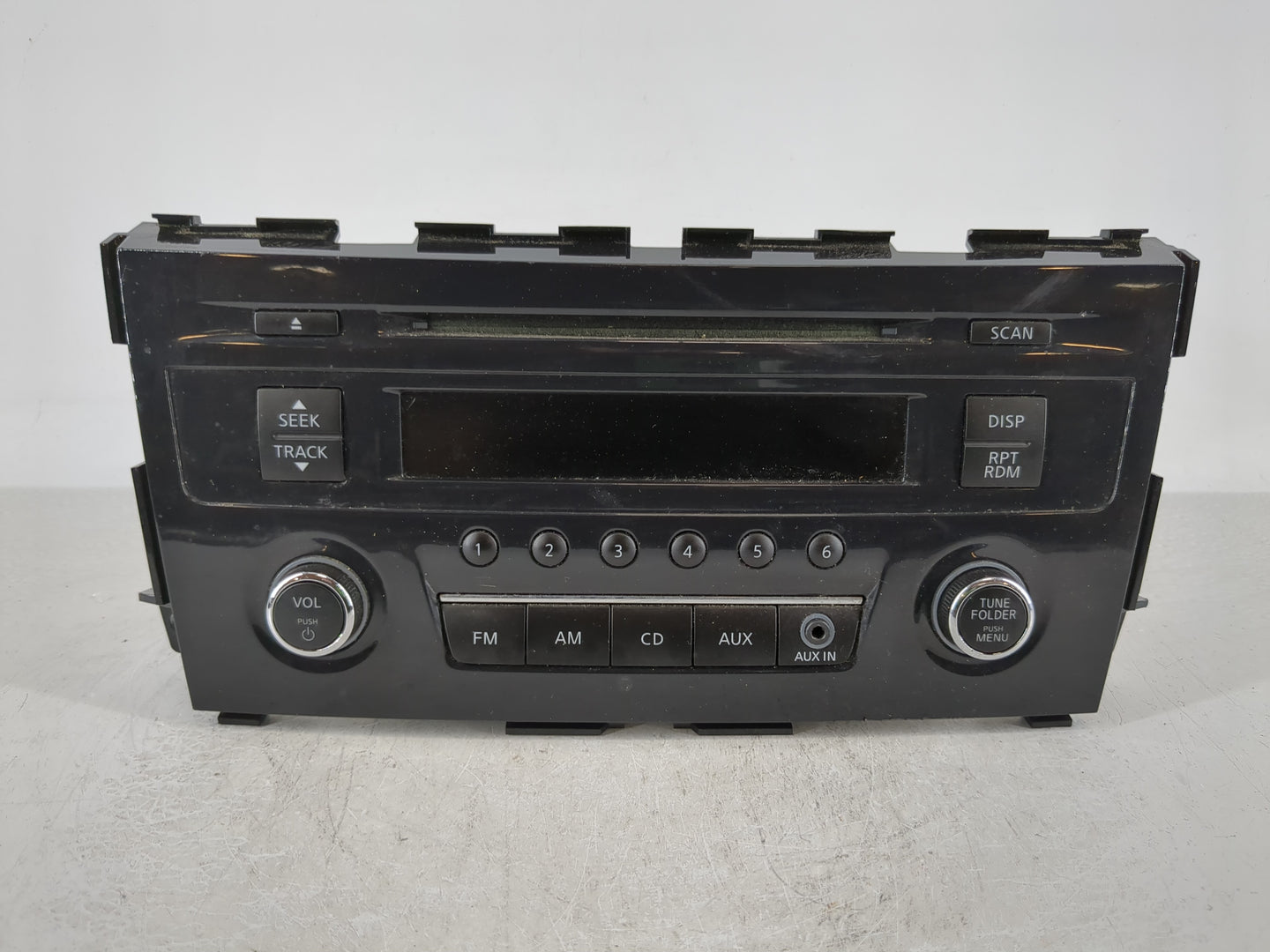 2013-2015 Nissan Altima Radio AM FM Cd Player Receiver Replacement P/N:28185 3TA0G Fits Fits 2013 2014 2015 OEM Used Auto Pa