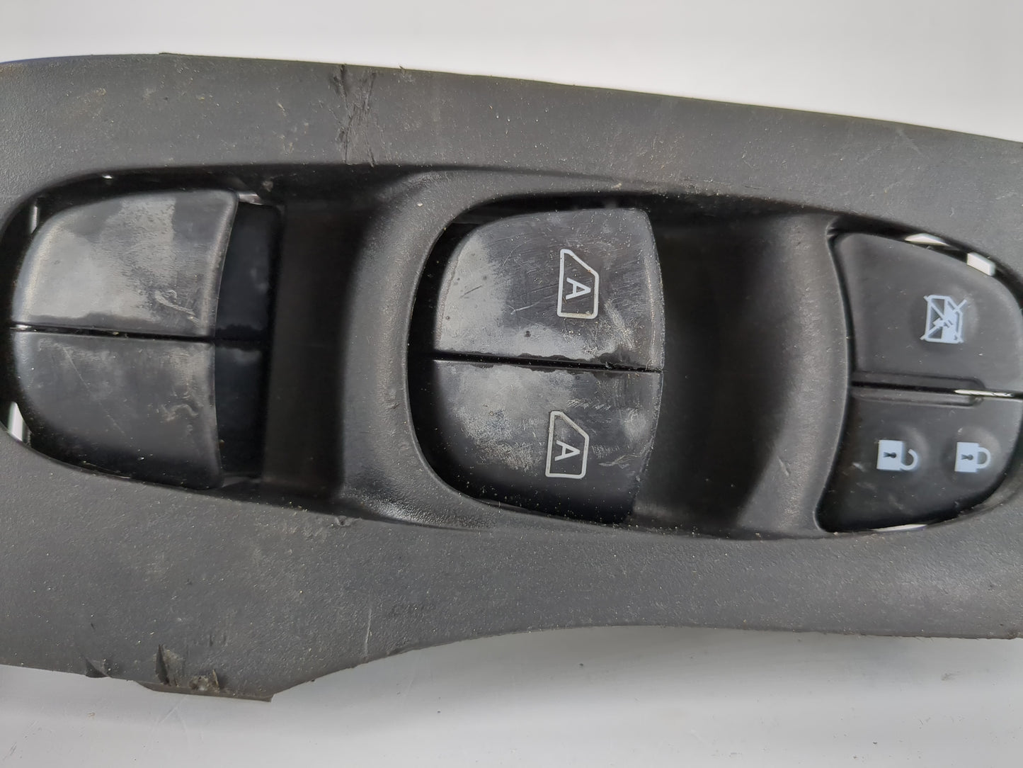 2013-2018 Nissan Altima Master Power Window Switch Replacement Driver Side Left P/N:82960 3TA0X Fits OEM Used Auto Parts - O