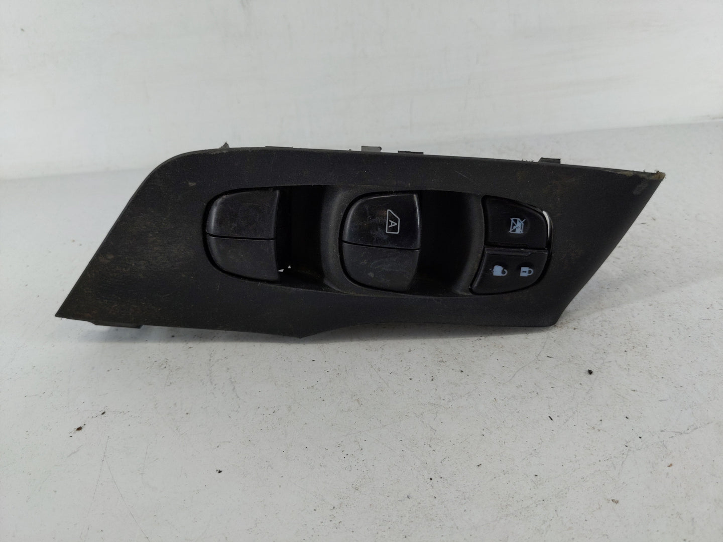 2013-2018 Nissan Altima Master Power Window Switch Replacement Driver Side Left P/N:25401 3TA5A Fits OEM Used Auto Parts - O