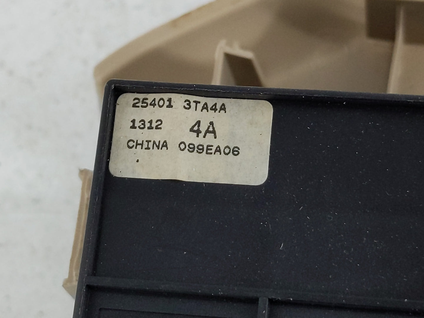 2013-2018 Nissan Altima Master Power Window Switch Replacement Driver Side Left P/N:25401 3TA4A 25401 3TA5A Fits OEM Used Au