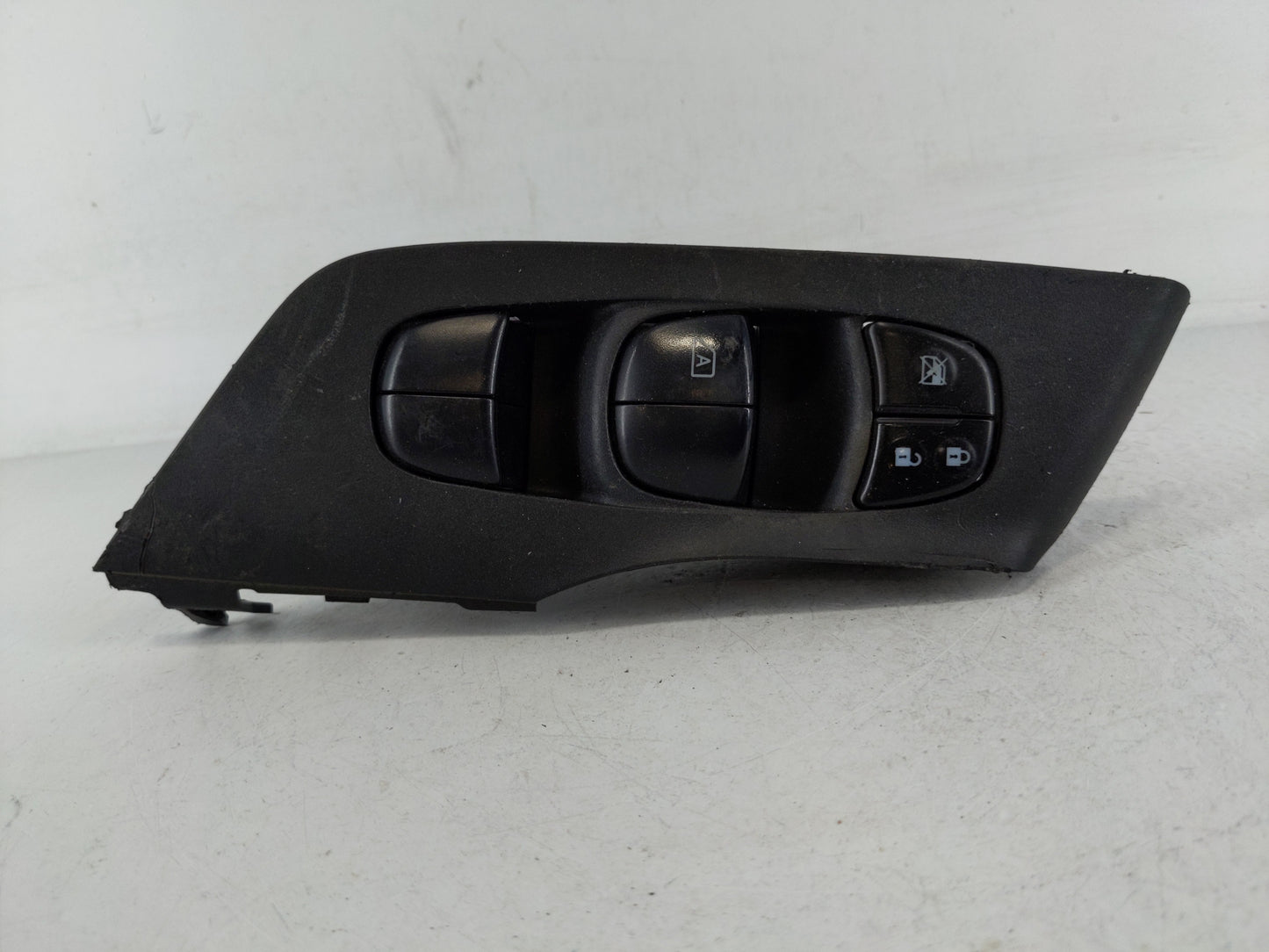 2013-2018 Nissan Altima Master Power Window Switch Replacement Driver Side Left P/N:25401 3TA5A Fits OEM Used Auto Parts - O