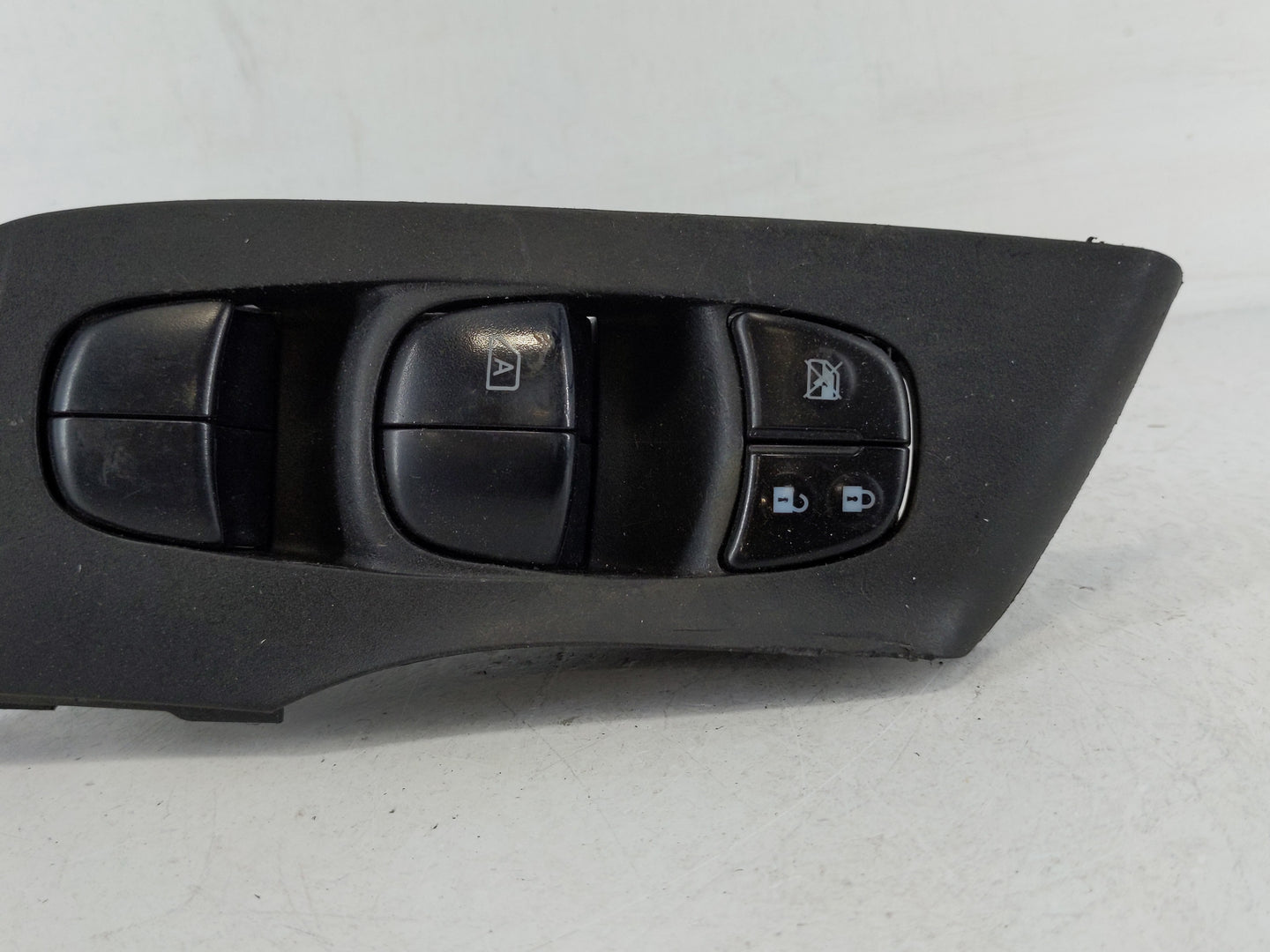 2013-2018 Nissan Altima Master Power Window Switch Replacement Driver Side Left P/N:25401 3TA5A Fits OEM Used Auto Parts - O