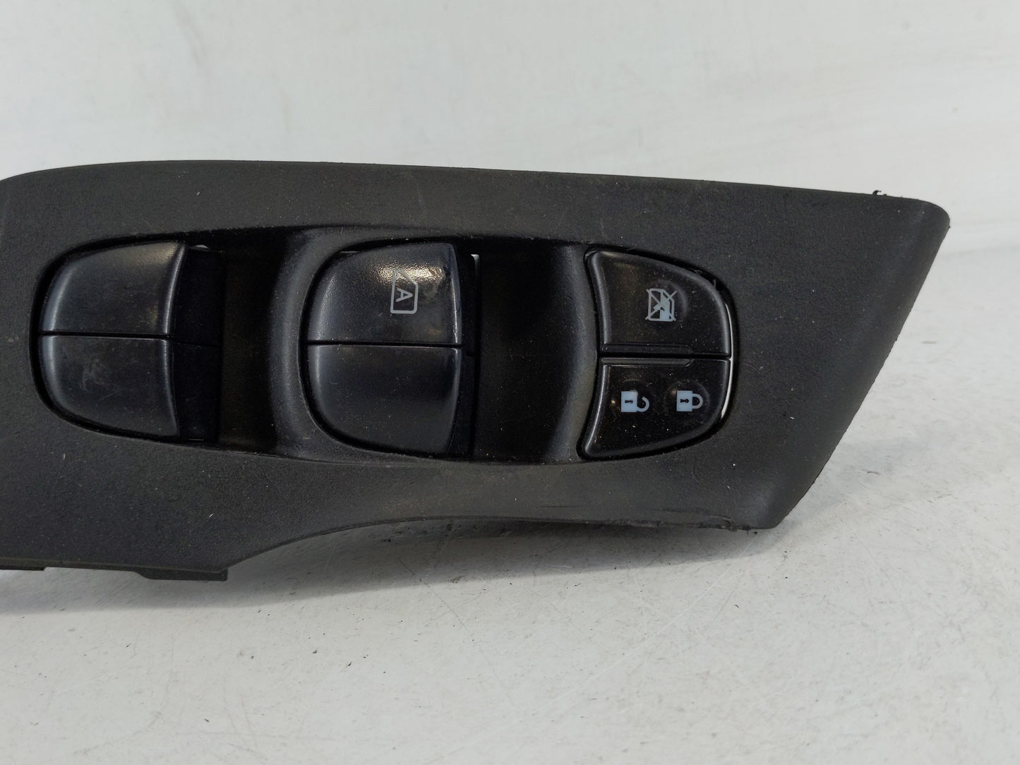 2013-2018 Nissan Altima Master Power Window Switch Replacement Driver Side Left P/N:25401 3TA5A Fits OEM Used Auto Parts - O