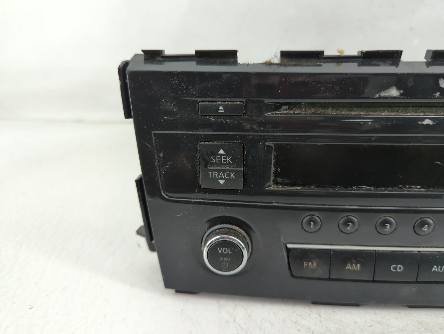 2013-2015 Nissan Altima Radio AM FM Cd Player Receiver Replacement P/N:28185 3TA0G Fits Fits 2013 2014 2015 OEM Used Auto Pa