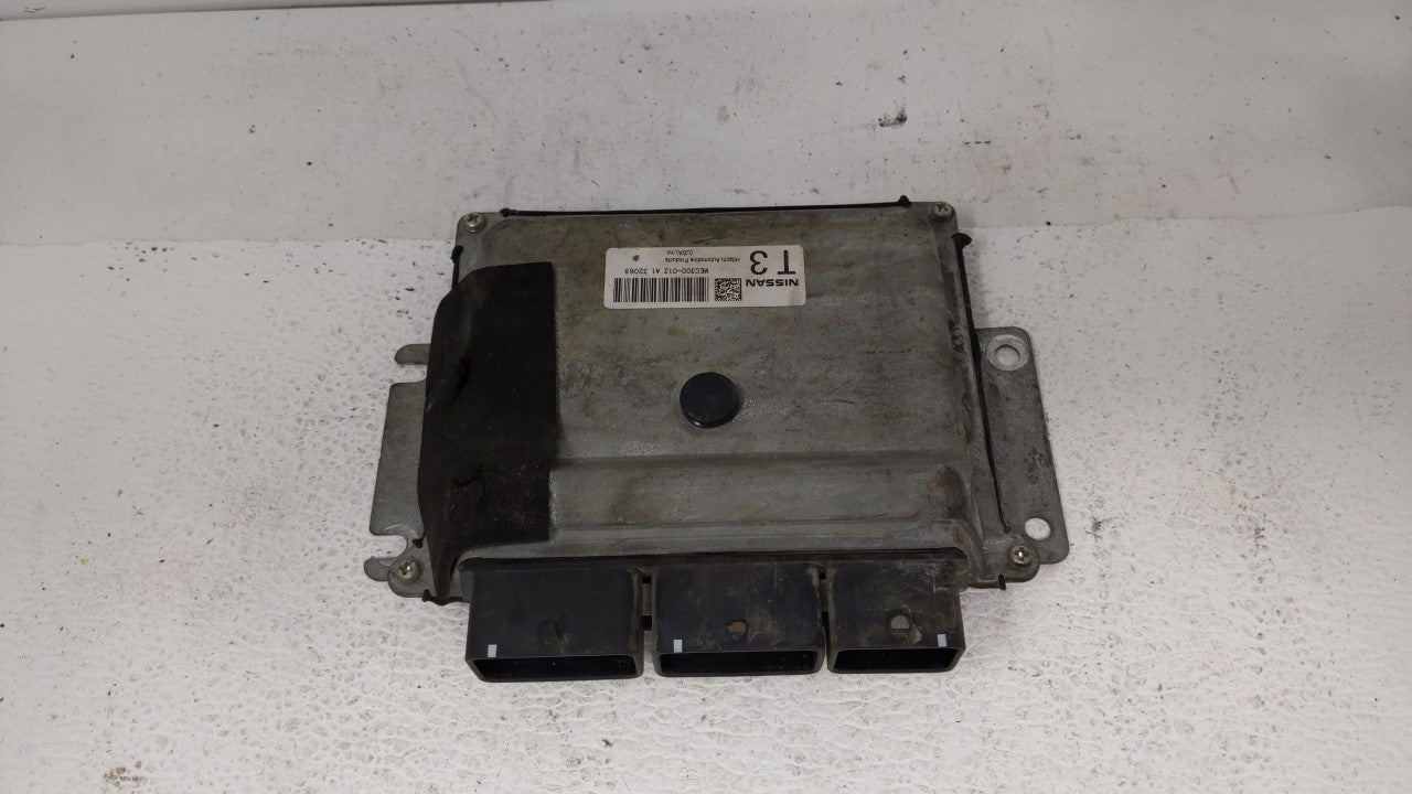 2013-2014 Nissan Altima PCM Engine Control Computer ECU ECM PCU OEM P/N:BEM400-300 MEC300-012 A1, MEC300-052 Fits Fits 2013 